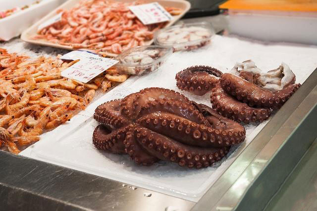 八爪魚哪個部位不能吃？網紅吃八爪魚為什么要爆頭？